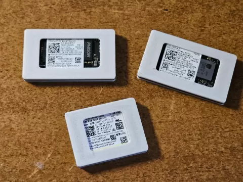 NVMe shipping case 2230, 2242