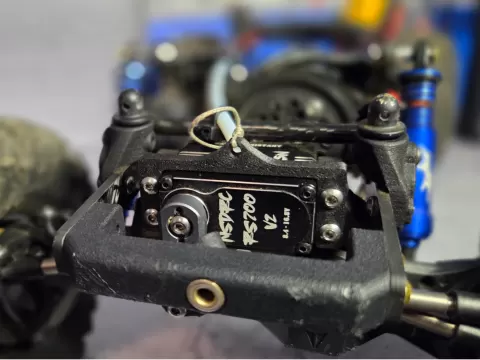 Suck Down Winch Servo Mount for 1:10 RC Crawler