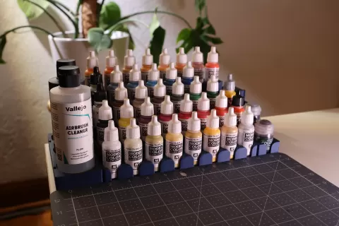 Vallejo / Citadel modular Paint rack