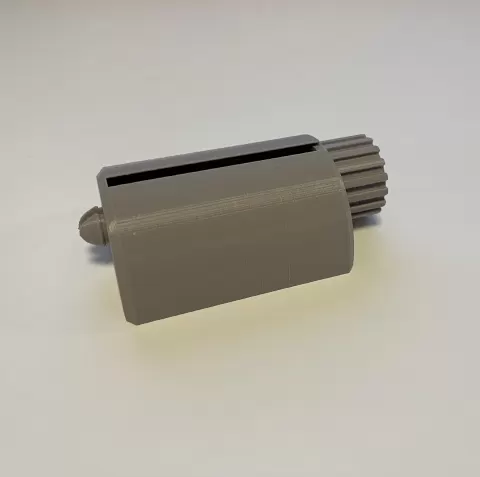 Toothpaste squeezer