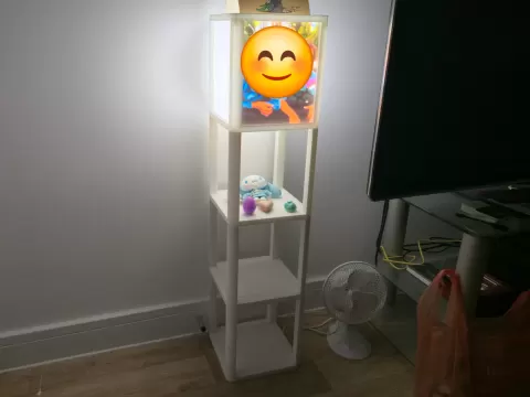 Shelf Tower Lamp