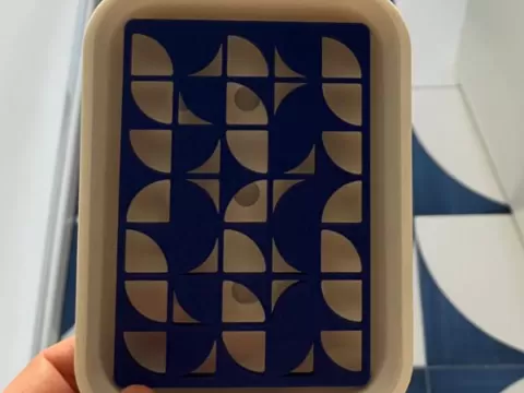 Vintage soap dish - Marazzi Scenario tiles