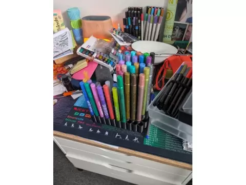 Marker Pen Holder - clip together