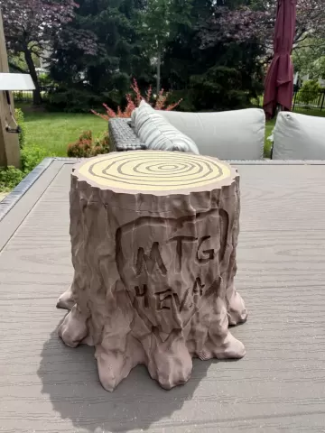 Tree Stump Deck Box