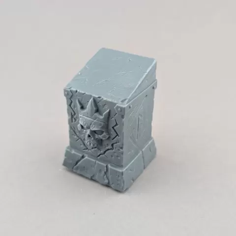 Death bust & model stand