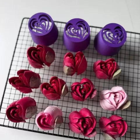 Heart Piping Tips for Marshmallow & Cream - 5 cm diameter, Set of 2, STL for 3D Printing , Heart Piping Tips for Marshmallow & Cream - 5 cm, Set of 2, STL for 3D Printing