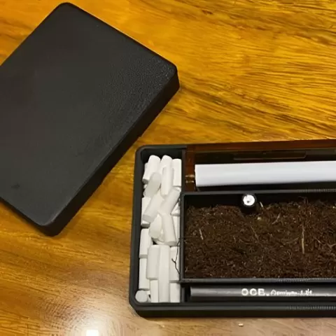 Tobacco box (with magnet socket)