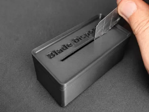 Gridfinity Blade Disposal Bin / Sharps Container