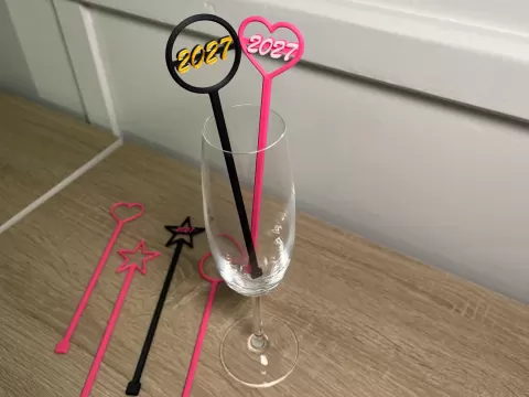 Cocktail stirrers