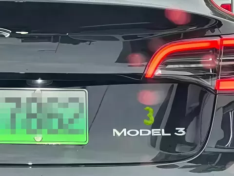 毛豆三model3特斯拉车尾贴