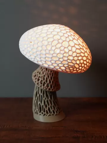 Voronoi Mushroom Lamp