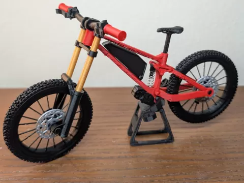 Bonnel 775 MX Scale Model Bike