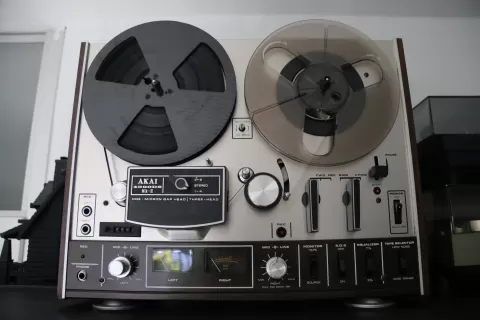 7 inch reel to reel spool