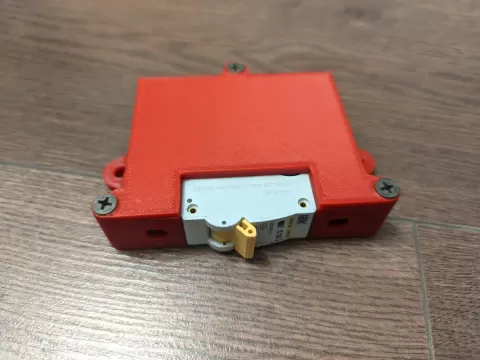 Housing for circuit breaker (Корпус автоматического выключателя)
