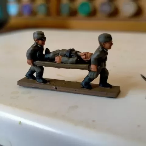 German WW2 Medics & Casualties & Stretcher Bearers (1939-45) WWII-DE-20 by Turner Miniatures