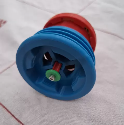 Plastic barrel bung cap with floating checkvalve