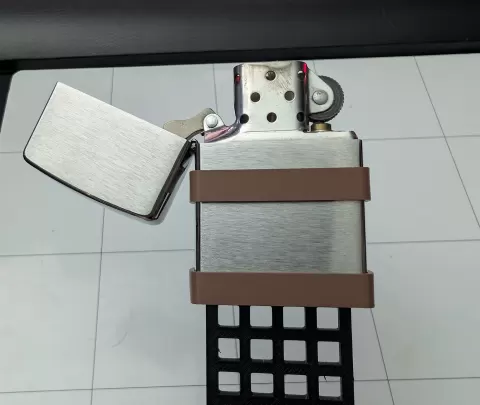 Zippo holder for Mod-grid