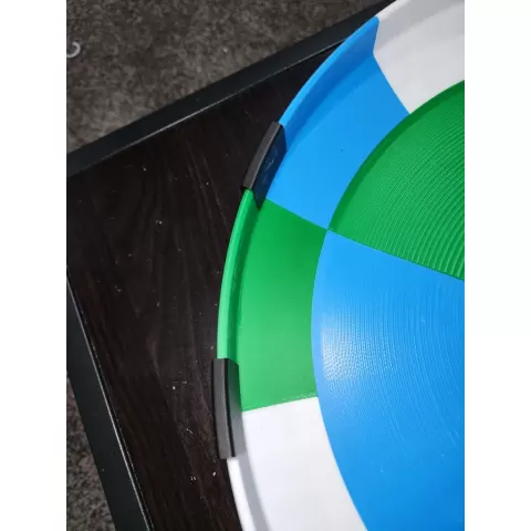 Beyblade Stadium Clip & Spin Launcher