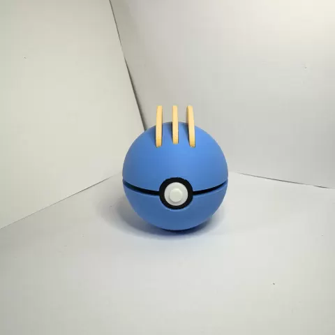 Machop Pokeball