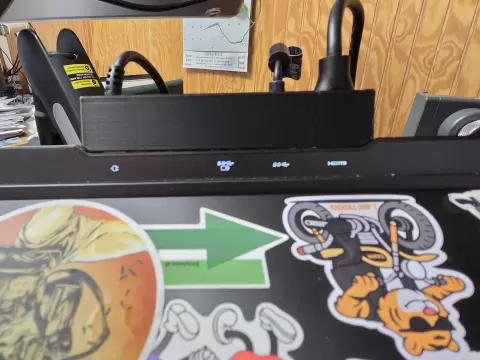 Legion Slim 7 Rear Accessory Alignment Rail
