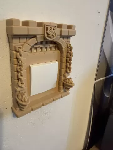 Niloe Castle Gate Switch Frame
