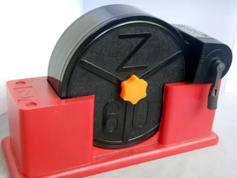 Bobinatrice Z 60 Schraube für Deckel; screw for lid