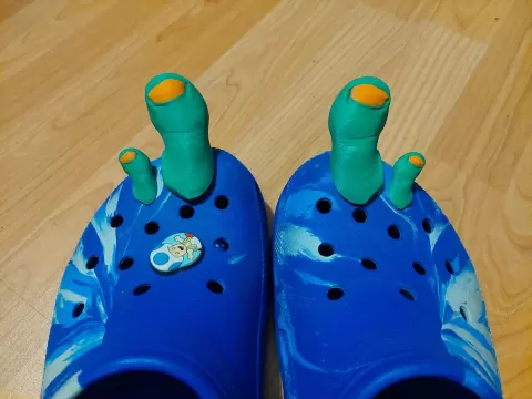 Large and small big toe Crocs Charms