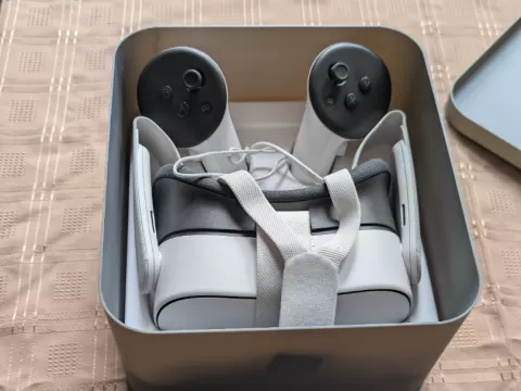 Meta Quest 3S storage box