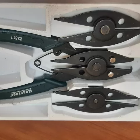 Tool box for removing retaining rings - Pacha5)