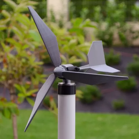 simple wind turbine - Ibraheem Haroon