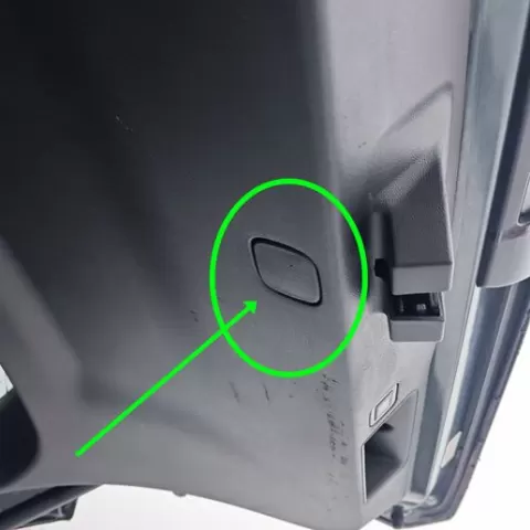 GMC TERRAIN 2018-2023 REAR TRUNK TAILGATE LIFTGATE INNER CAP LID COVER TRIM. OEM NUMBER 23292381