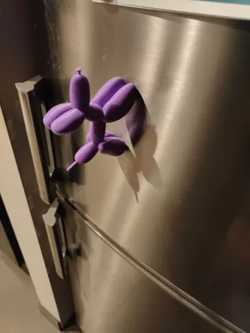 Balloon Dog Magnet