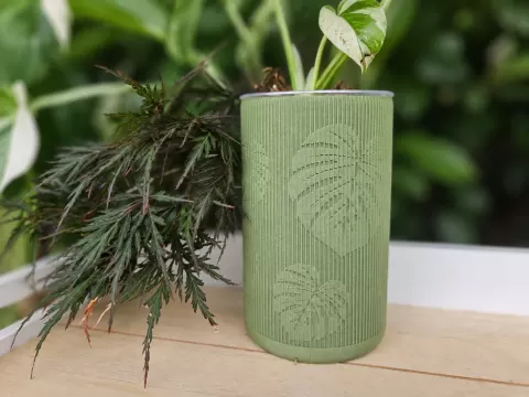 Gerippter Monstera Planter
