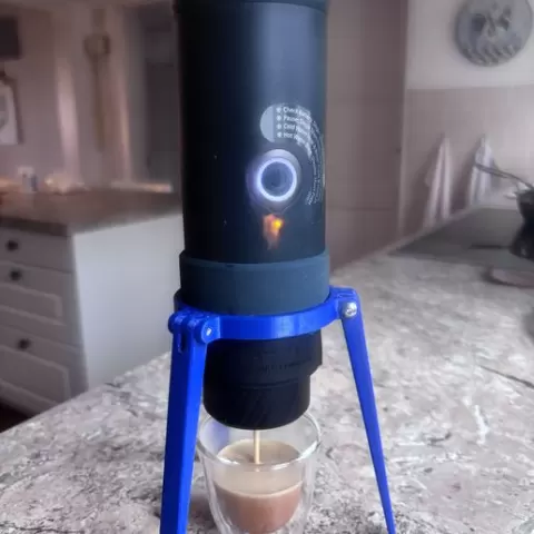 Outin Mino Stand