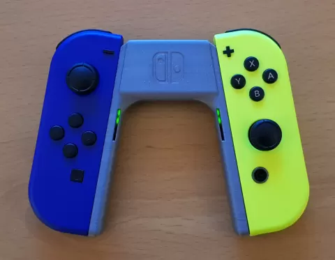 Joycon Grip with Front-Looking LED Windows