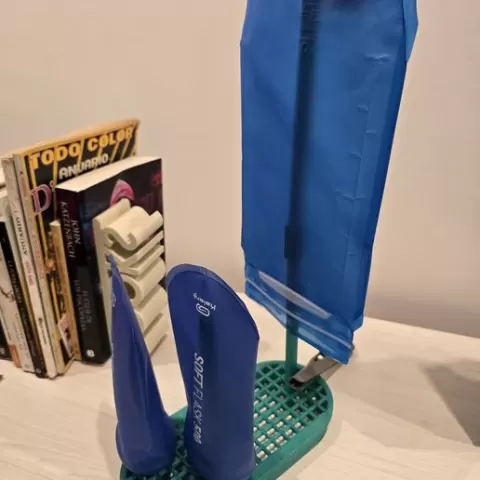 Soft flask and Hydratation bag dryer