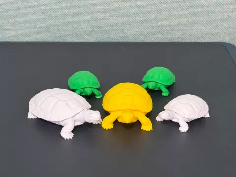 かめ Turtle Figurine