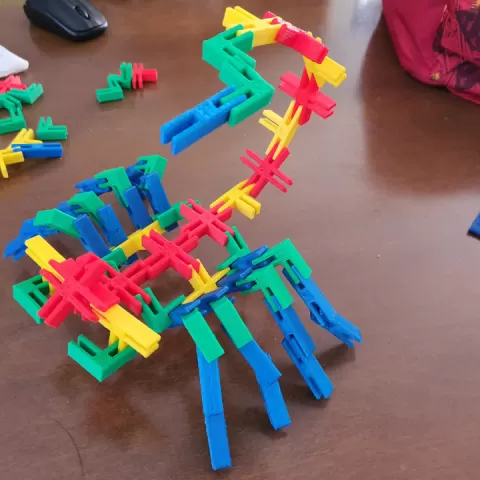 Fastener Building Toy - Parts - Blocks - Brinquedo de construção de fixadores by Eduardo Germani Martins