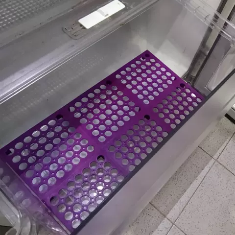 Vegetable drainer for the fridge by Camilo