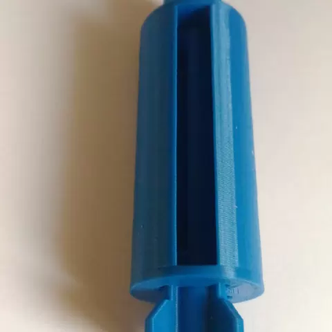 Toothpaste roller by Le Pocreau