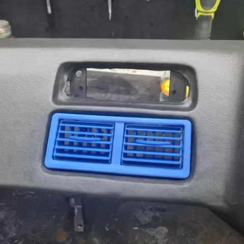 AE86 centre dash vent