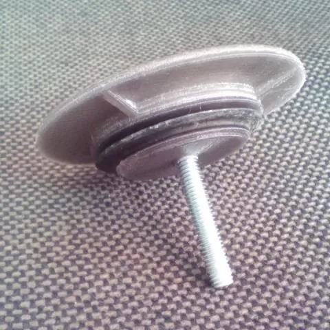 adjustable bath tub plug by Patrick Nitzsche