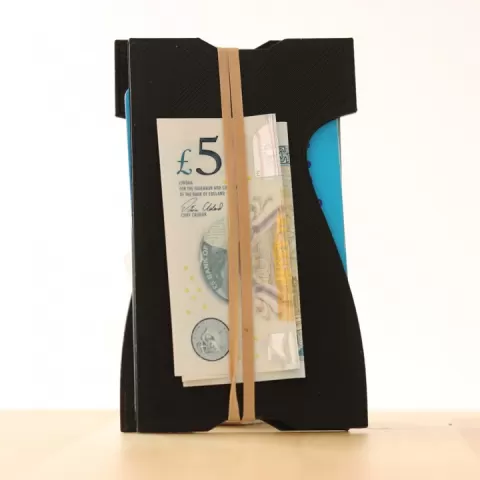 Minimalist Wallet by Clement C.