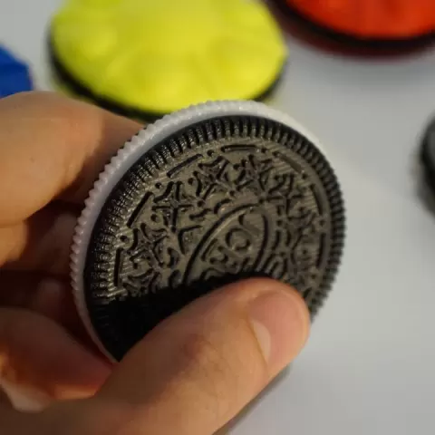 Cookie Spinner - Fidget Device by Jon Cleaver