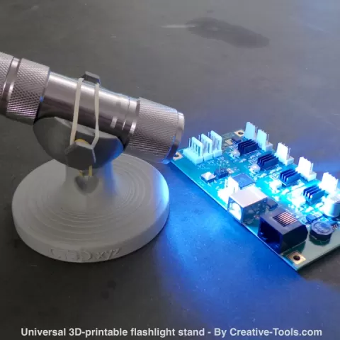 Universal 3D printable flashlight stand by CreativeTools.se