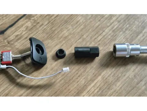 Bottom Bracket Cable Guide for 1X Transmission