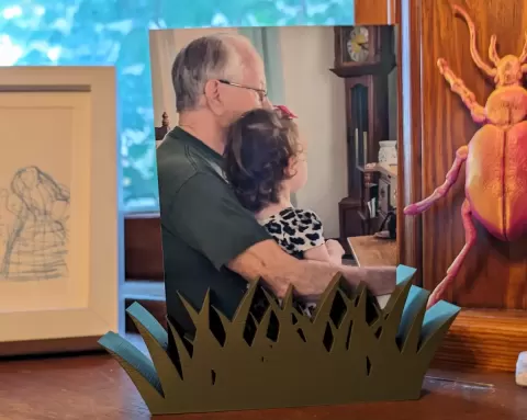Grass Lawn Frameless Photo Stand - Father's Day Picture Frame, Gift, Memory Keeper fits 4x6" photo