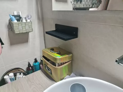 Mensola Bagno - Installabile senza necessità di foratura - Stefano Possenti