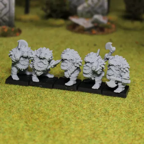 Slayers Ranger Dwarves by MOMminiatures