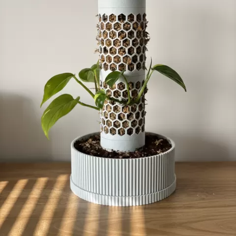 ClimbMate – Modular Moss Pole Planter with Self-Watering System